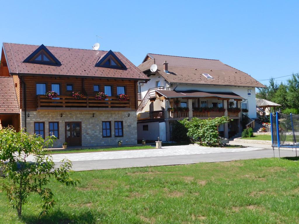 Guesthouse Sara Ґрабовац Екстер'єр фото